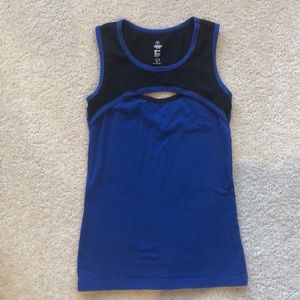 Zumba keyhole tank